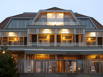 foto van Restaurant-Hotel "Villa De Duinen" 