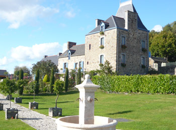 foto van Chateau de Mont-Dol 