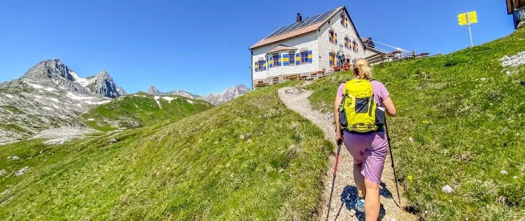 Die 5 schönsten Hüttentouren für Wanderer in den Alpen