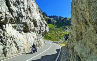 8 mooie motorroutes in de Europese bergen