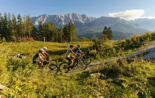 Fietsen in de bergen: waarom een fiets huren?
