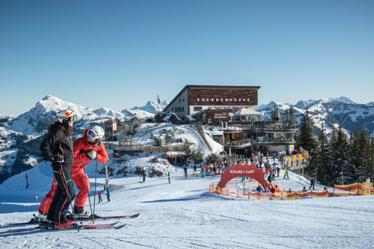 Skiën in Kitzbühel Kirchberg met allerlei leuke berghutten