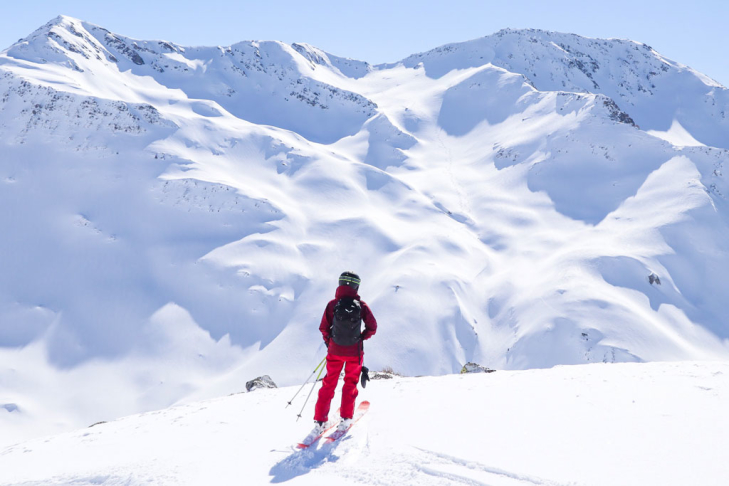 Skiing Andermatt