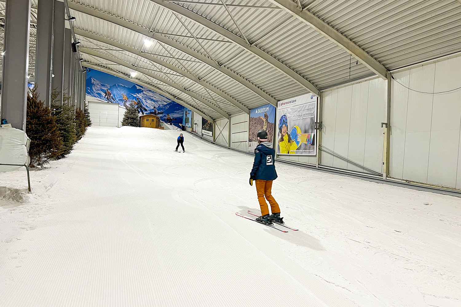 Indoor Skifahren in Skihalle