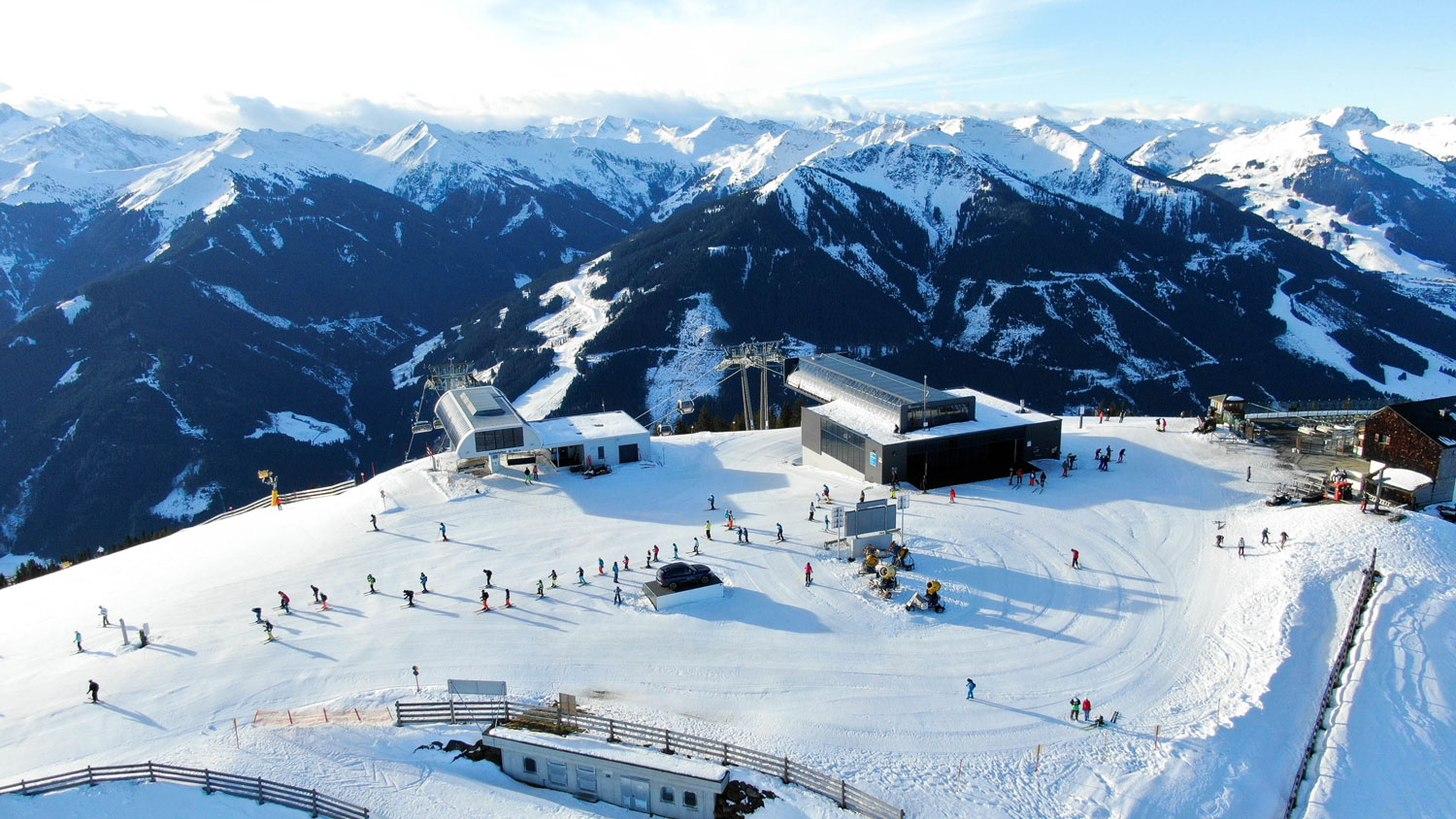 Skiliften skigebied Skicircus Saalbach Hinterglemm Leogang Fieberbrunn
