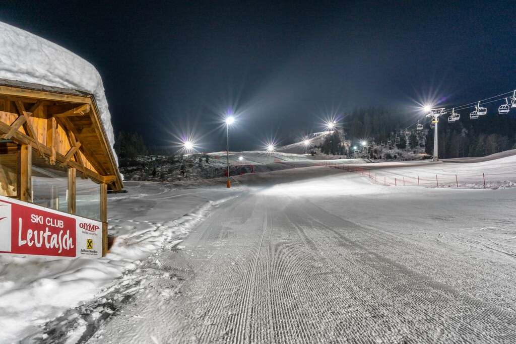 Nacht-Skifahren im Skigebiet Leutasch 